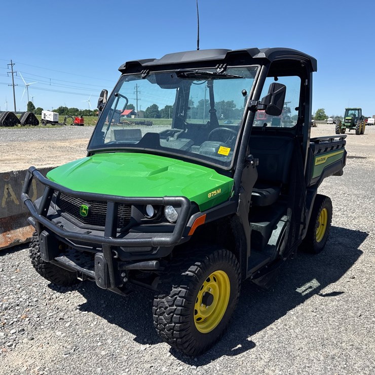 2025 JOHN DEERE GATOR