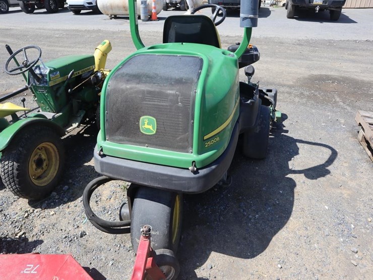 john-deere-2500b-image-7