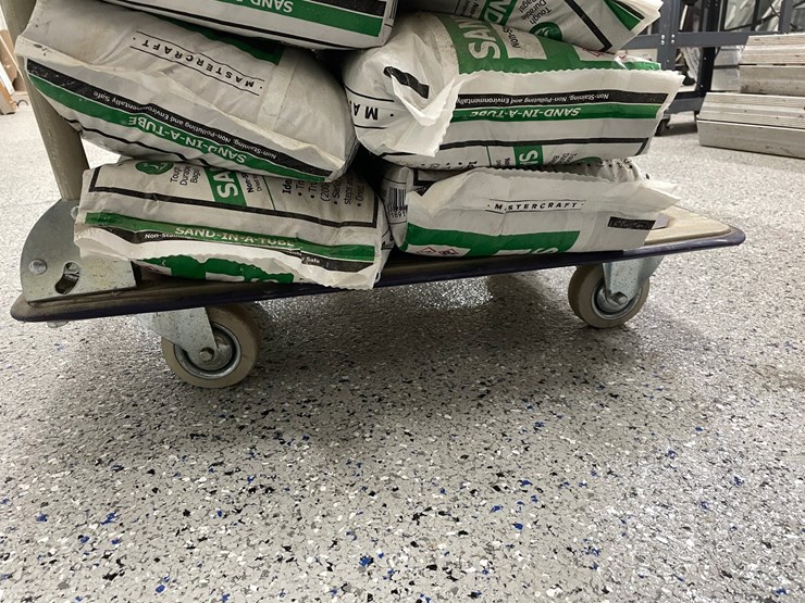 #8588-•-(7)-bags-of-sand-in-a-tube-image-9
