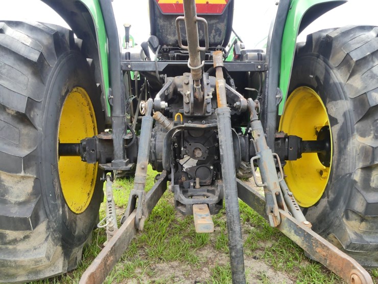 john-deere-4120-image-5