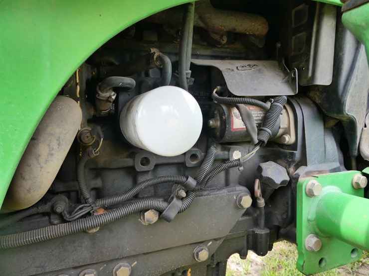 john-deere-4120-image-10