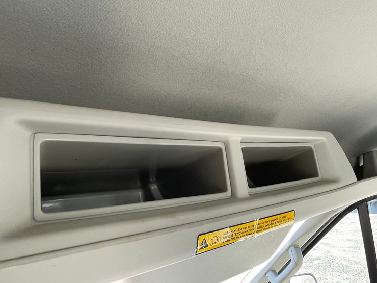 2016-ford-transit-image-55