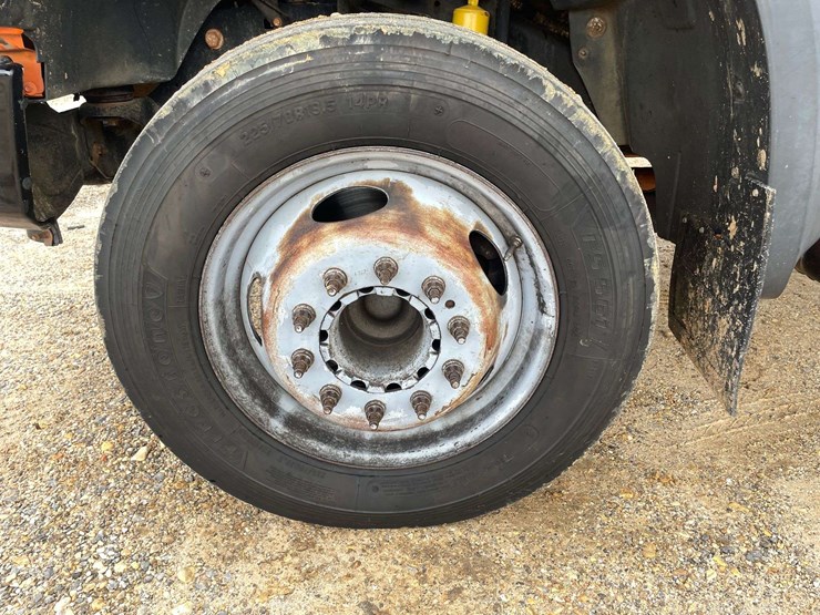 2009-ford-f450-image-21