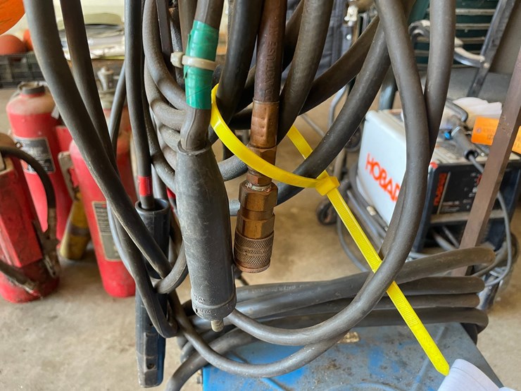 #1814-•-miller-thunderbolt-ac/dc-welder-image-16