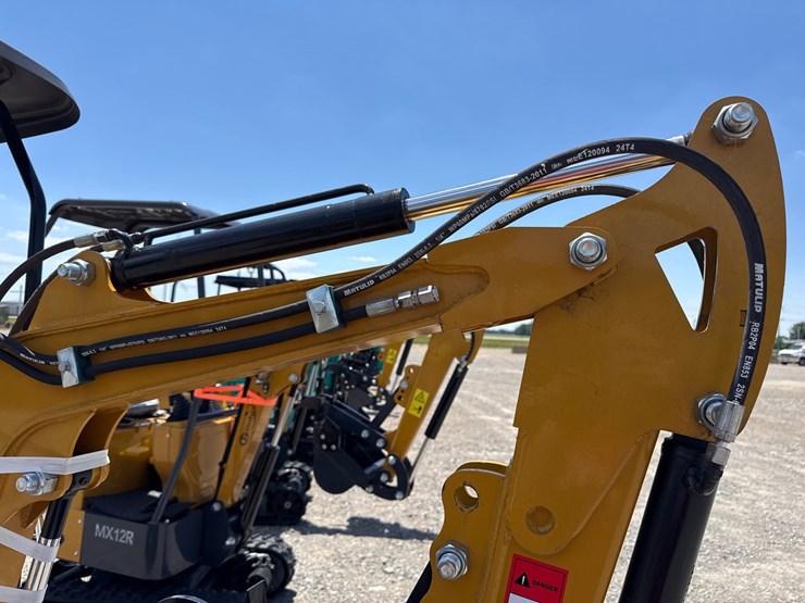 cfg-industry-h12r-image-6