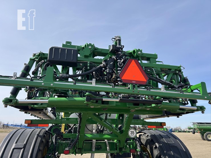 2020-john-deere-r4045-image-29