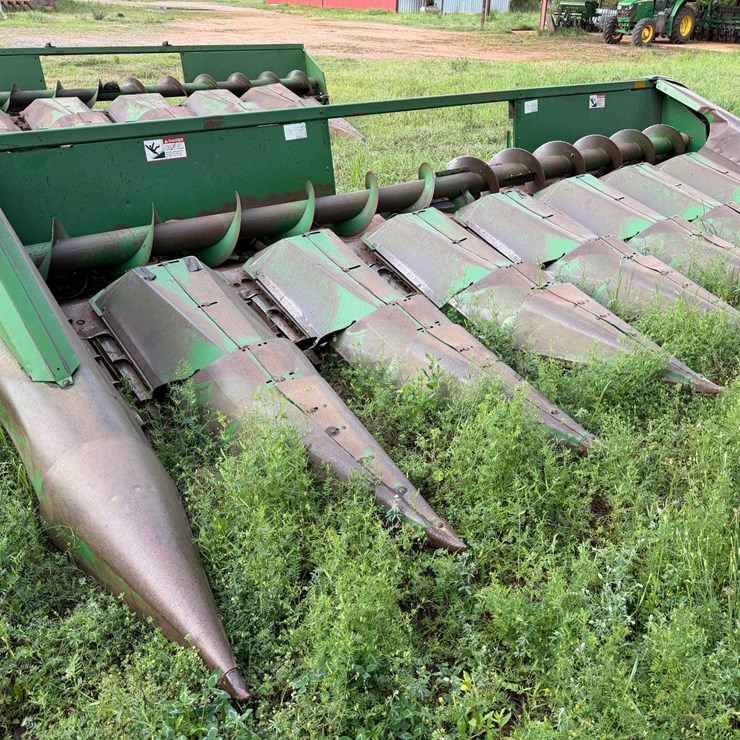 1987 JOHN DEERE 8