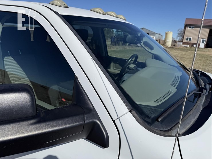 2011-ram-2500-big-horn-image-18