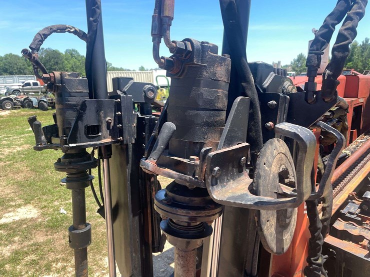 2000-ditch-witch-jt2720-image-8