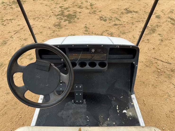 ez-go-24v-golf-cart-w/-battery-charger-image-9
