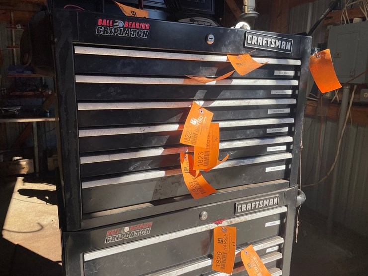 #1818-•-craftsman-griplatch-tool-chest-on-casters-image-5
