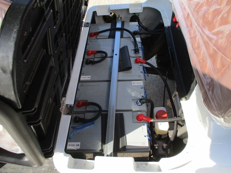 2025-sdlanch-sdlgc80-shuttle-golf-cart,-image-5