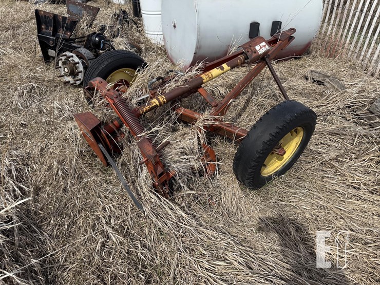 new-holland-456-image-1