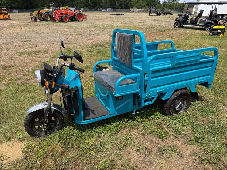 #585-•-electric-tricycle-with-dump-bed-image-1