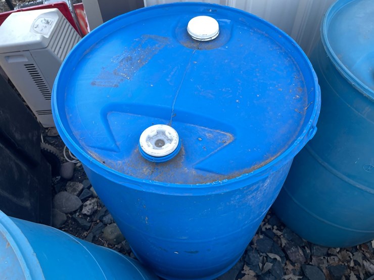 #1888-•-(5)-plastic-55-gallon-barrels-image-15