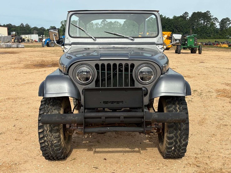 1979-jeep-cj7-2-door-w/-bikini-top-image-6