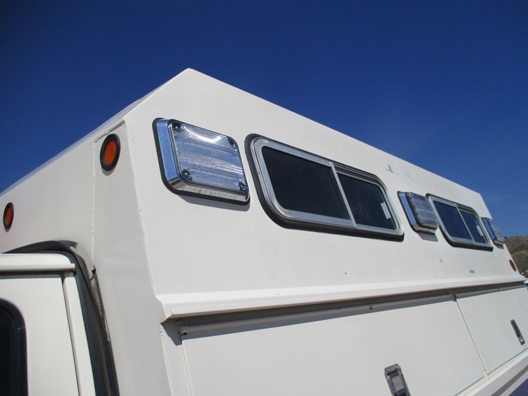 1992-ford-e350-image-21