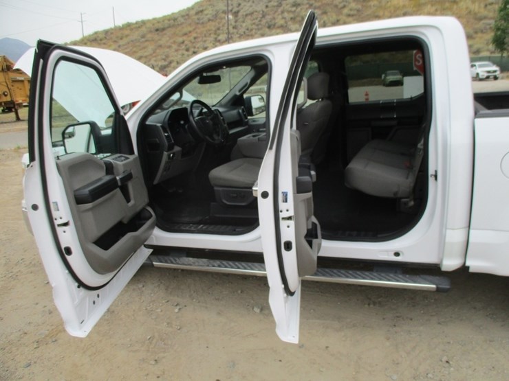 2019-ford-f150-xlt-image-13