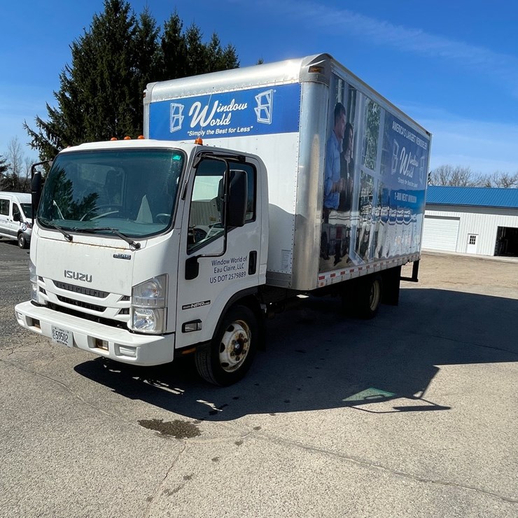 #3278 • 2017 Isuzu N Series Straight Truck (Has WI Title)