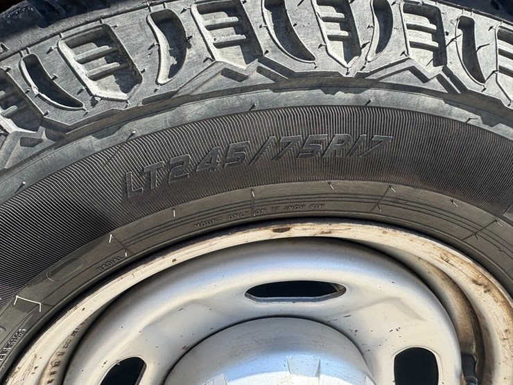 2012-ford-f350-image-8