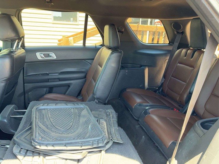 2013-ford-explorer-limited-image-14