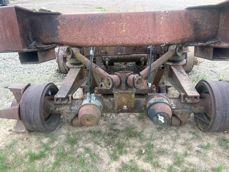 #23992-•-t/a-truck-frame-rear-end-image-9