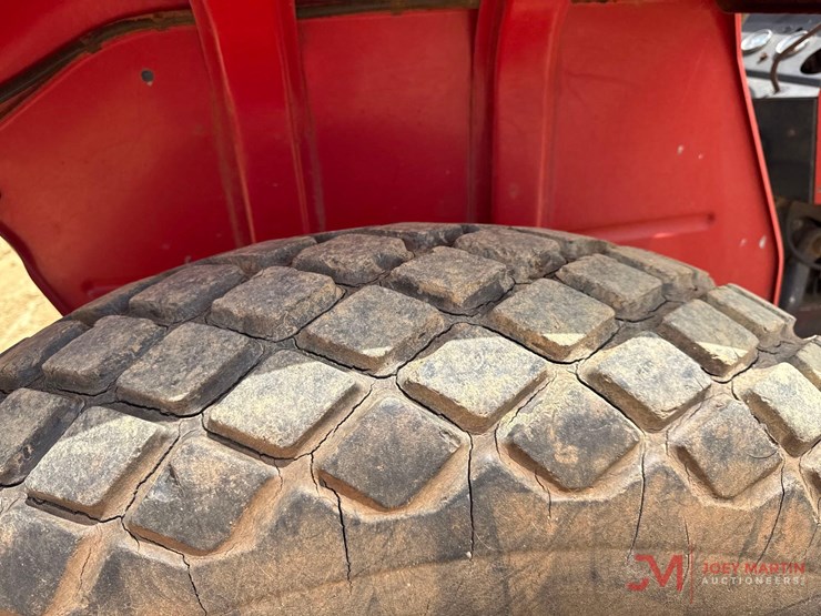massey-ferguson-231-image-9