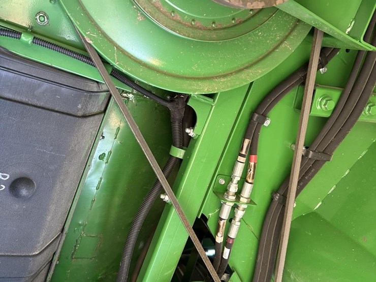 2016-john-deere-s680-image-62
