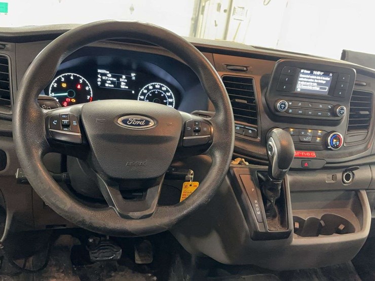 2020-ford-transit-image-14