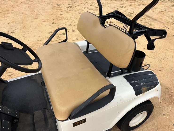 ez-go-24v-golf-cart-w/-battery-charger-image-10