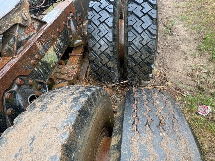 #23987-•-inop-1979-international-f-2554-t/a-single-cab-truck-tractor-cf255jha29827-image-6
