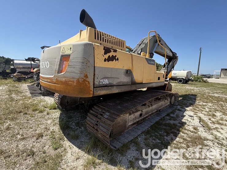 2012-volvo-ec250dl-image-4