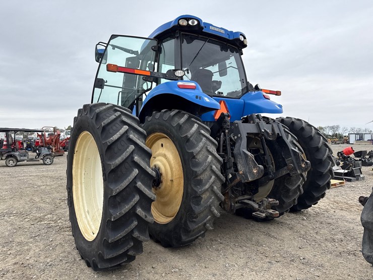2015-new-holland-t8.410-image-4