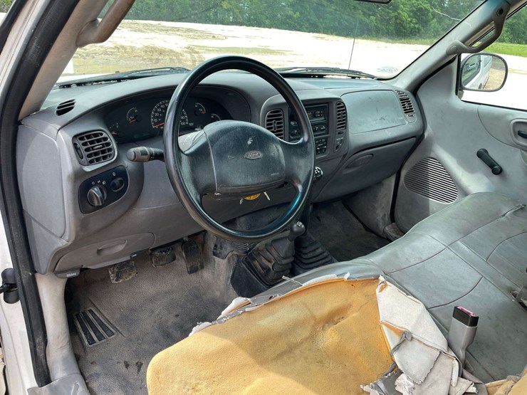 2000-ford-2000-image-10