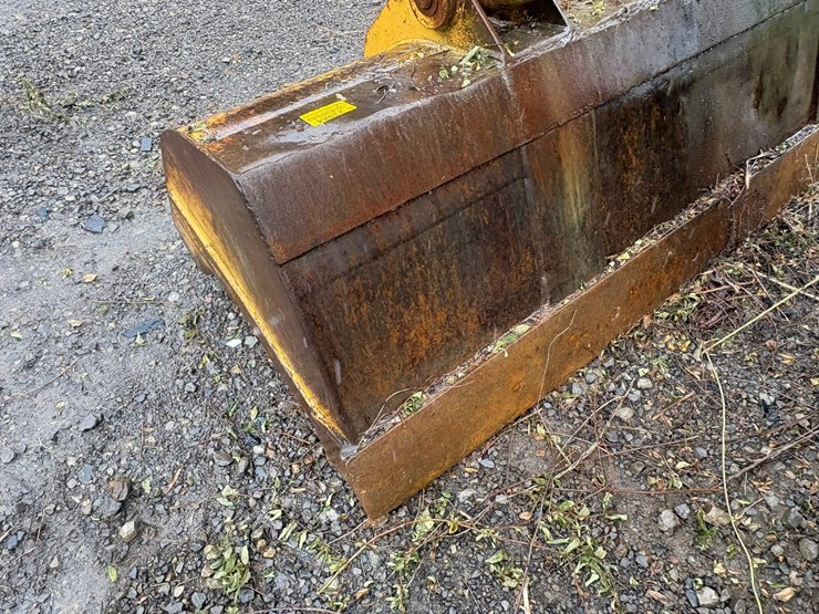 caterpillar-416b-image-58