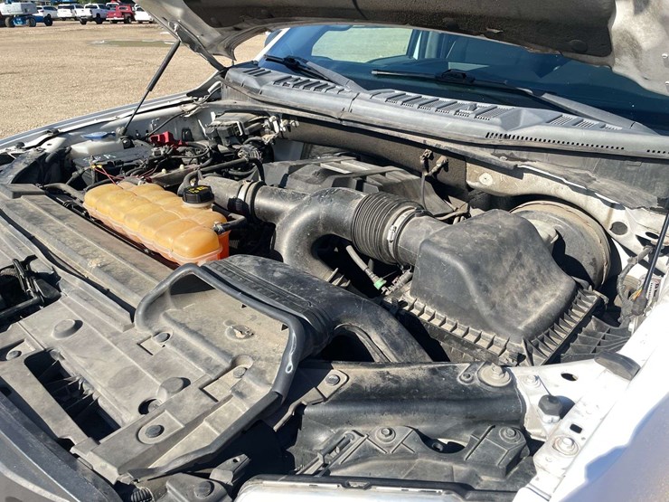 2016-ford-f150-xl-image-7