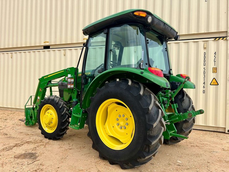 2025-john-deere-5055e-image-2