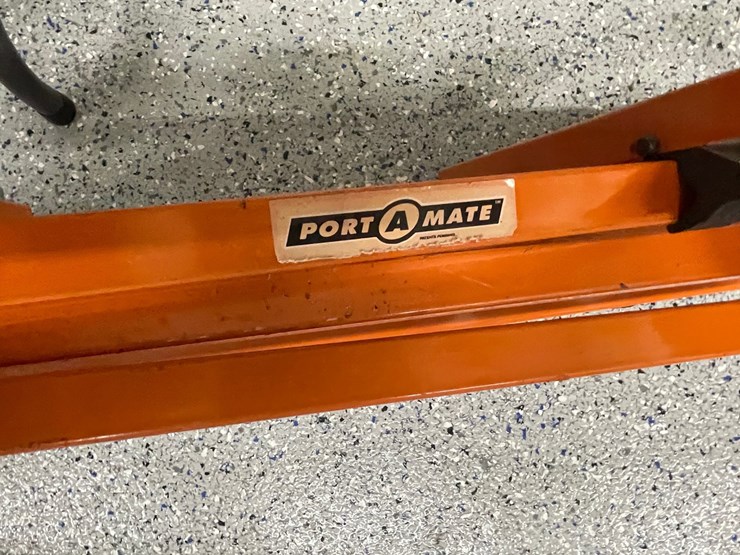 #8606-•-port-a-mate-rolling-stand-image-10