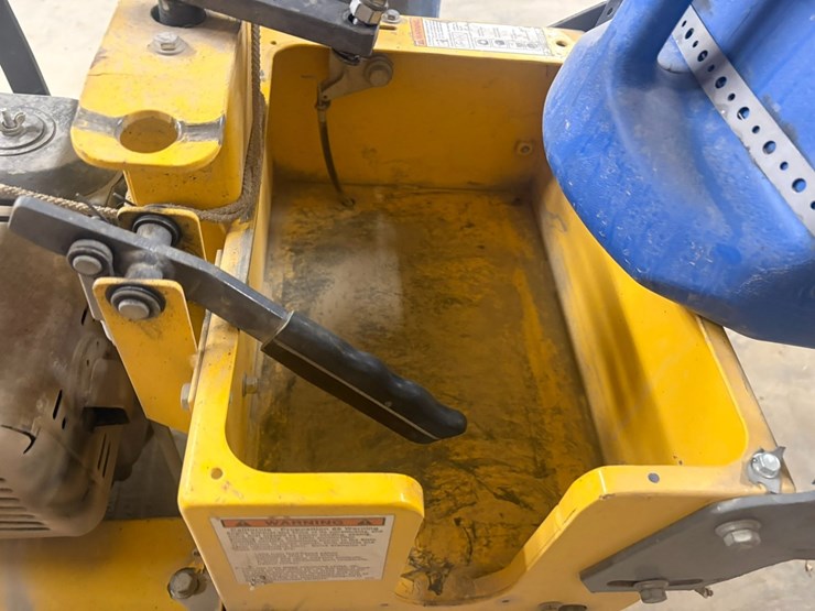 #42102-•-stcw-concrete-saw-image-9