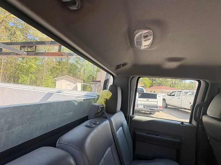 2012-ford-f350-image-31