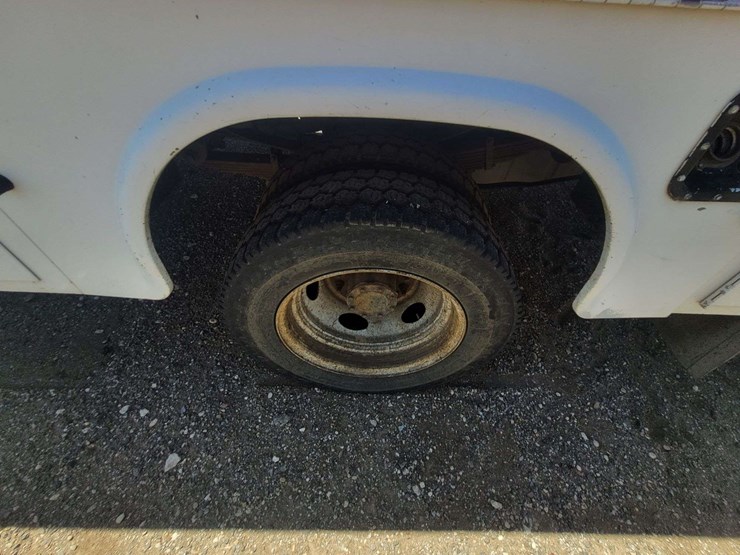2007-ford-f550-image-9