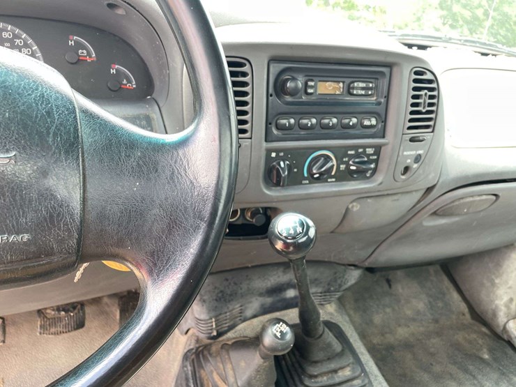 2000-ford-2000-image-12