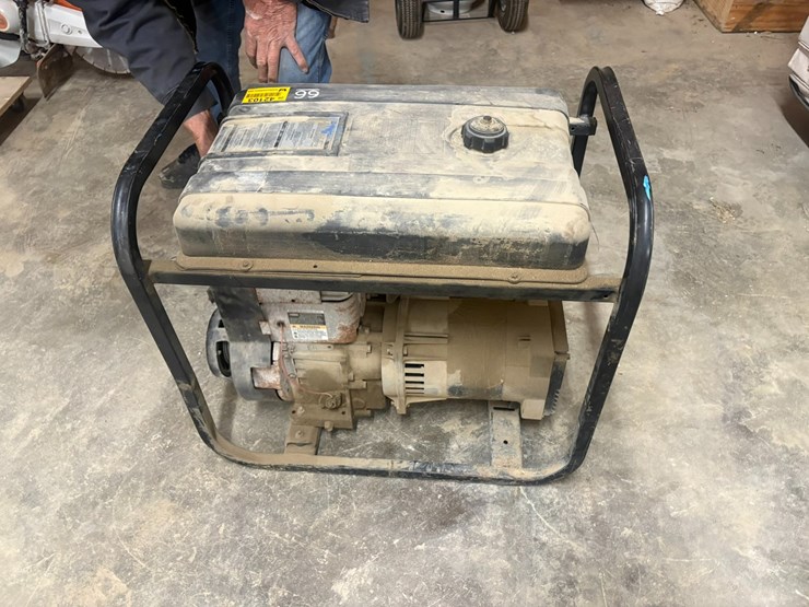#42103-•-briggs-&-stratton-genpower-11-generator-image-3