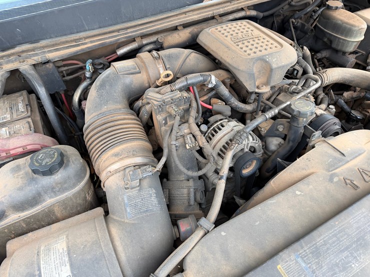 #520-•-2008-gmc-pickup-4wd-image-16