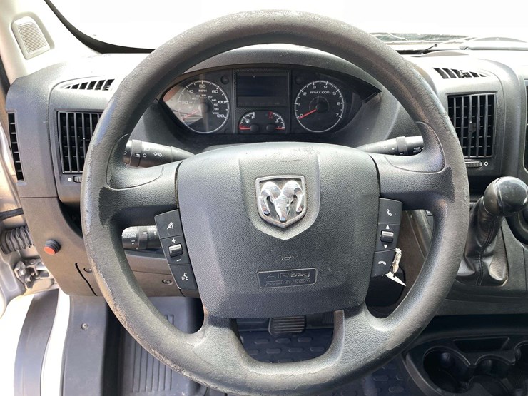 2018-ram-promaster-2500-image-12