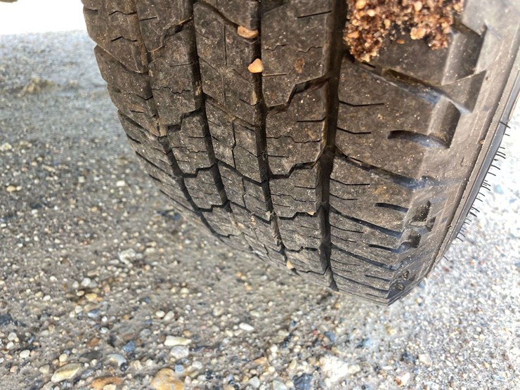 2016-ford-f150-xl-image-20