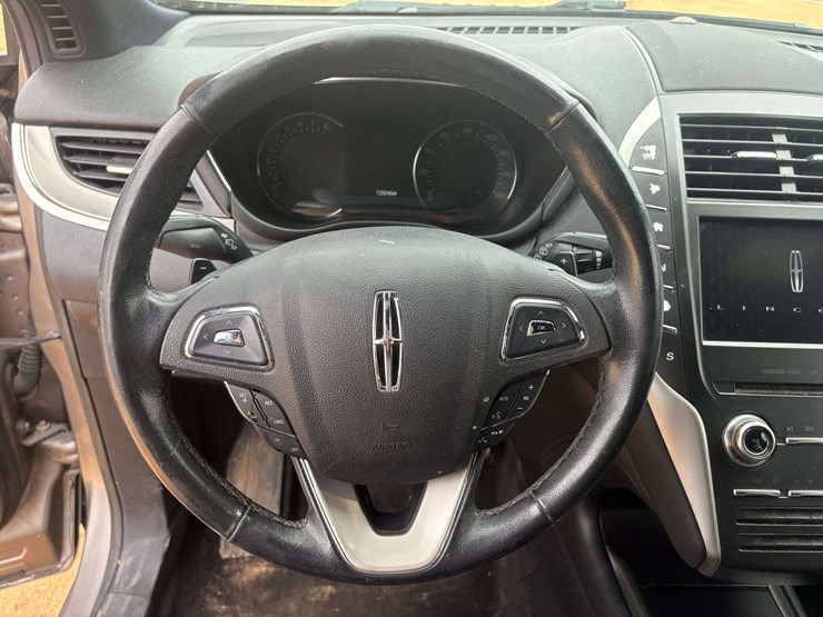 2016-lincoln-mkc-premier-4-door-suv-(128,646-miles)-image-14