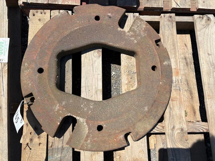 international-harvestor-wheel-weight-image-1