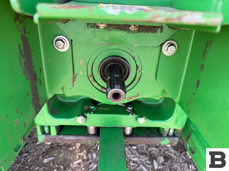 2009-john-deere-6115d-image-37