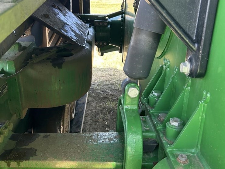2013-john-deere-9560rt-image-46